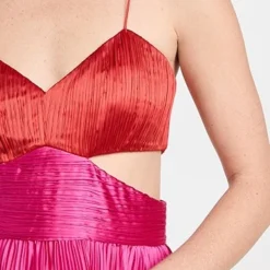 AMUR Elodie Gown -Deals Glitz Muse Store amurr301261ec88 1670010900919 2 0. UX357 QL90