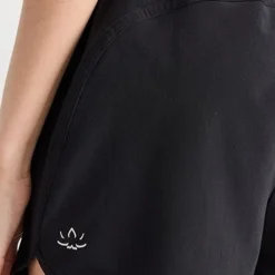 Beyond Yoga In Stride Lined Shorts -Deals Glitz Muse Store byoga3100018336 1681237023114 2 0. UX357 QL90
