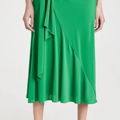 Cinq A Sept Cinq à Sept Sheila Skirt -Deals Glitz Muse Store cinqa3139215187 1680898586531 2 0. UX357 QL90