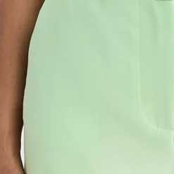 Cinq A Sept Cinq à Sept Crepe Elaine Shorts -Deals Glitz Muse Store cinqa314101fa9a 1682631353984 2 0. UX357 QL90