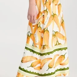 FARM Rio Peppers Off-White Maxi Skirt -Deals Glitz Muse Store farmr306681fe3e 1682103138220 2 0. UX357 QL90