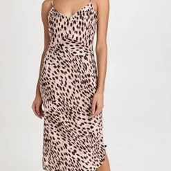 Figue Carolyne Slip Dress -Deals Glitz Muse Store figue3057127782 1663880722383 2 0. UX357 QL90