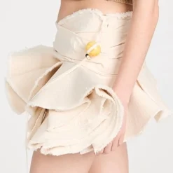 Jacquemus La Mini Jupe Artichaut Skirt -Deals Glitz Muse Store jcque3106083629 1682008439391 2 0. UX357 QL90