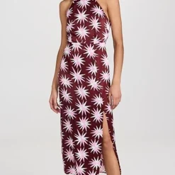 KITRI Gwen Star Halterneck Dress -Deals Glitz Muse Store kitri300731ee08 1668200795254 2 0. UX357 QL90