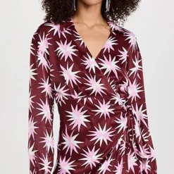 KITRI Donna Star Mini Wrap Dress -Deals Glitz Muse Store kitri300771ee08 1667941568181 2 0. UX357 QL90