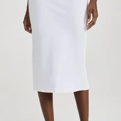 LE JEAN Colette Skirt 15 LE JEAN Colette Skirt -Deals Glitz Muse Store lejen300701c925 1677598374047 2 0. UX357 QL90