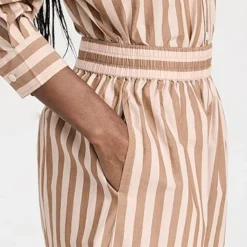 LMND Elastic Waist Stripe Shorts -Deals Glitz Muse Store lmndd300031f058 1672935462057 2 0. UX357 QL90