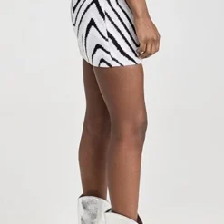 Missoni Zigzag Miniskirt -Deals Glitz Muse Store mison4055011656 1672961337792 2 0. UX357 QL90