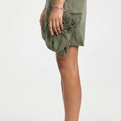 Oak & Acorn Reborn Slouchy Cargo Shorts -Deals Glitz Muse Store okaco3002811689 1680109952593 2 0. UX357 QL90