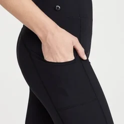 On Active Shorts -Deals Glitz Muse Store onrun301021071b 1630600032060 2 0. UX357 QL90