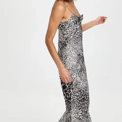 Rodarte Black And White Zebra Printed Bias Gown -Deals Glitz Muse Store rdart303461cd2d 1667255251144 2 0. UX357 QL90