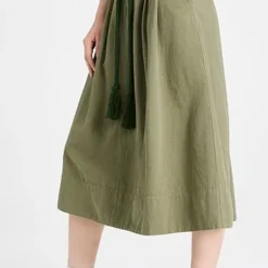 THE GREAT. The Field Skirt -Deals Glitz Muse Store tgrea3116311689 1679951014191 2 0. UX357 QL90