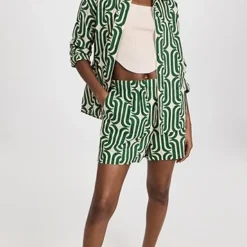 Velvet Lynne Shorts 12 Velvet Lynne Shorts -Deals Glitz Muse Store velve416741ba2d 1674681893876 2 0. UX357 QL90