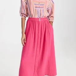 XIRENA Serina Skirt -Deals Glitz Muse Store xiren3079685994 1680537197415 2 0. UX357 QL90